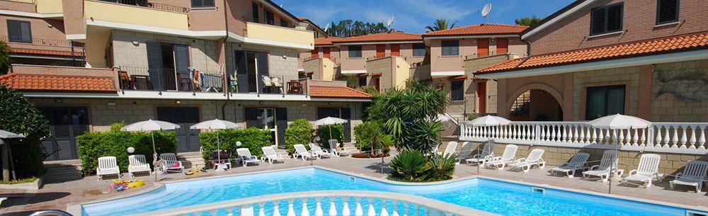 Residence Il Borgo Tortoreto Exterior foto