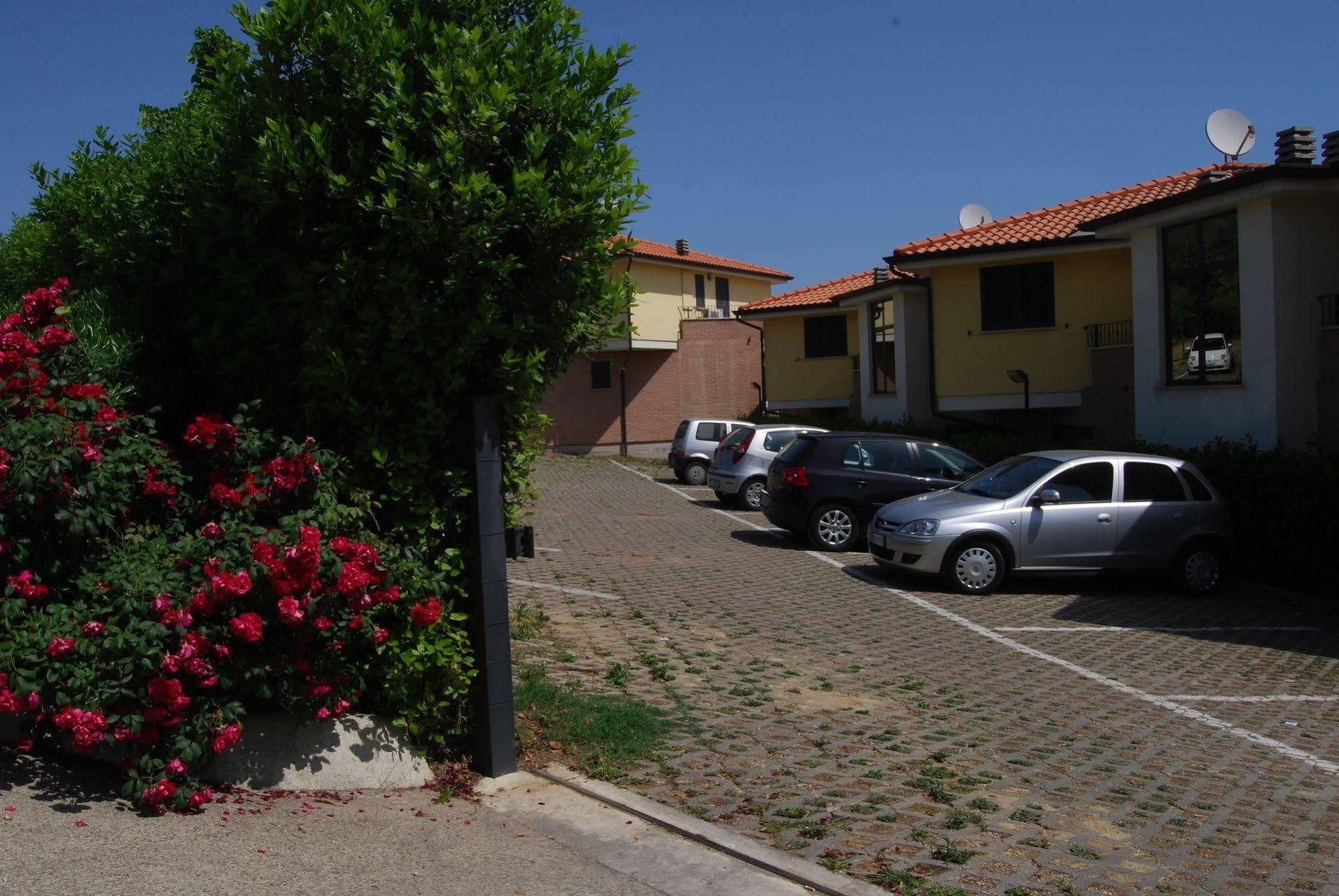 Residence Il Borgo Tortoreto Exterior foto